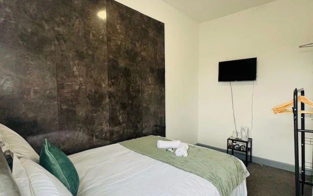 Apex Rooms at Park City