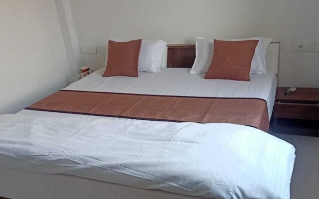 Brajdham Hotel Barsana