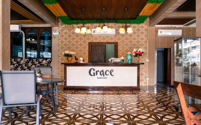 OYO 718 Grace Hostel