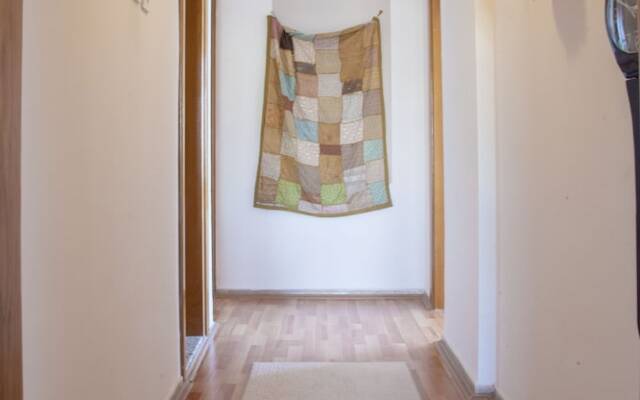 Aheste_simple Sea View Flat in Lovely Old Town