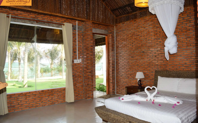 Suoi Hong Resort