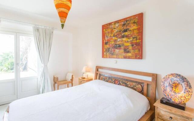 VILLA BEAUTIFIS in Kea, 4BDR/7prs, pool, seaview