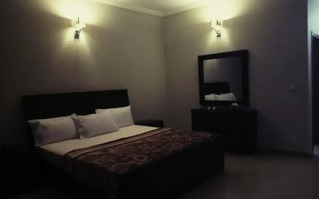 Royal Galaxy Guest House