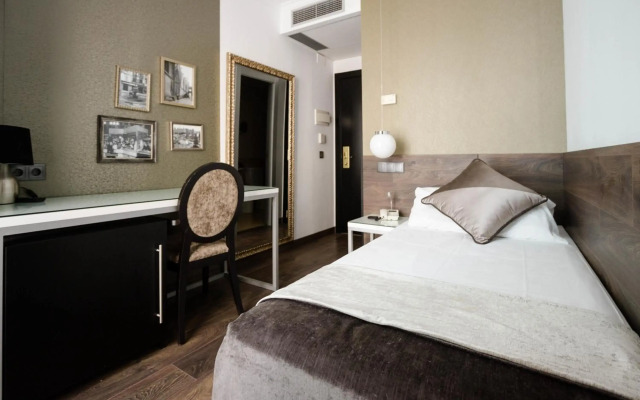 Hotel Moderno Barcelona