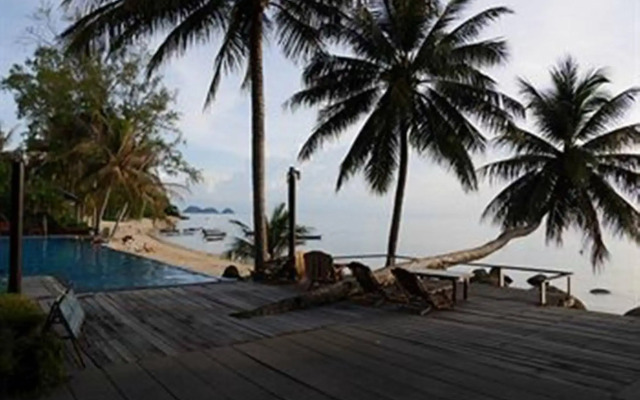 Sunset Cove Resort