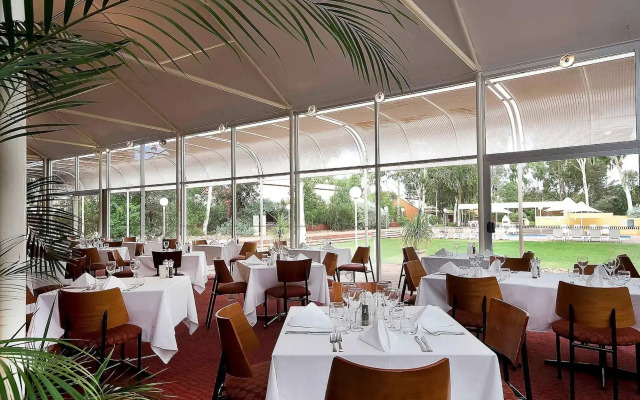 Desert Gardens Hotel