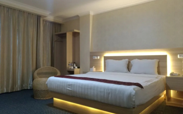 Hotel Rangkayo Basa Padang Panjang