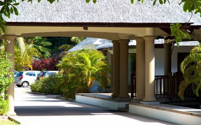 Le Domaine de La Reserve Hotel