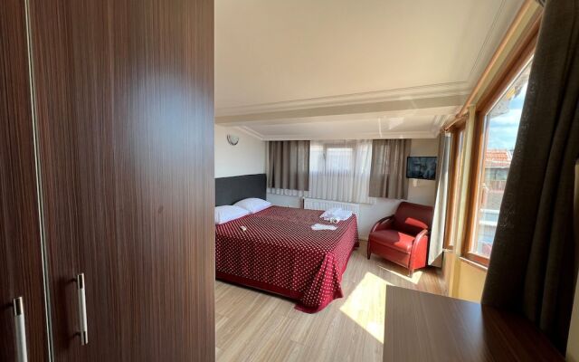 Blue Sea Hotel