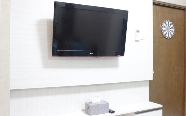 Relaxing 2BR at Gateway Apartment Ahmad Yani Cicadas