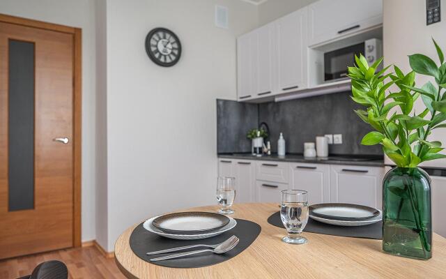 Лайт Апартаменты на улице Гастелло 32А