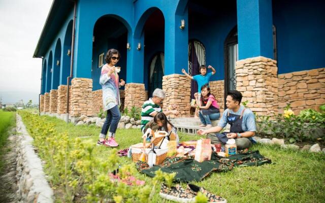 Fly Inn Yilan