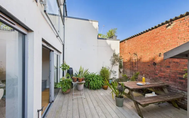 Union Road Where Coastal Calm Meets Conscious Living
