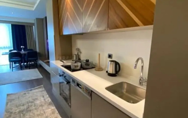 Stylish Suite - Near Mall of Istanbul
