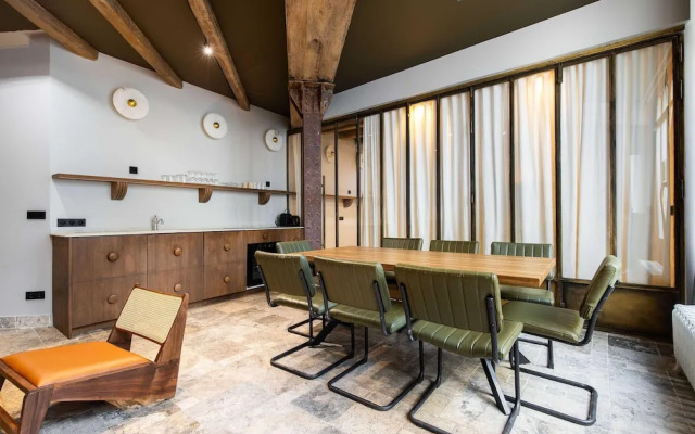 Elegance & Charm in Duplex 3br/8p - Heart 'marais'