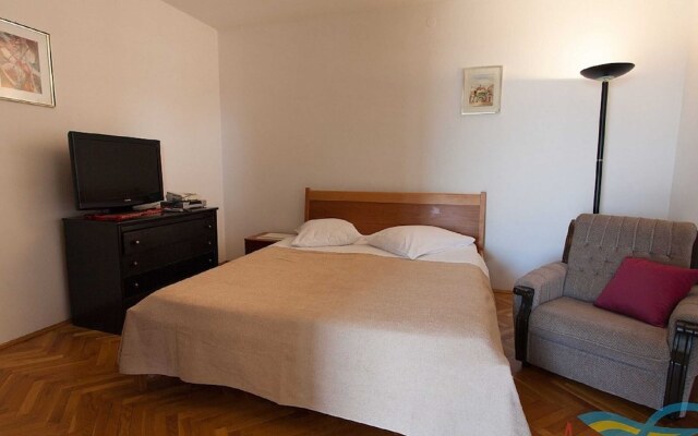 Nice Apartment With Terrace & Grill