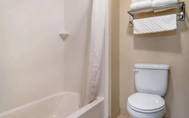 Best Western River Terrace