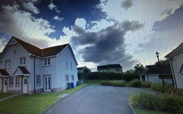 26 Woodgrove Drive