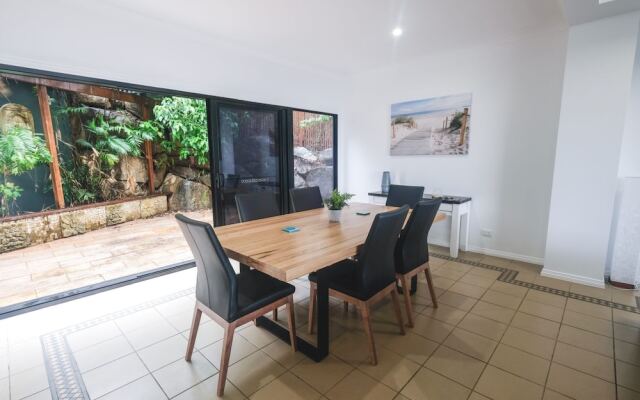 Absolute Airlie - Airlie Beach