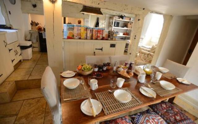 Wellington Farm Guesthouse and Tea Room