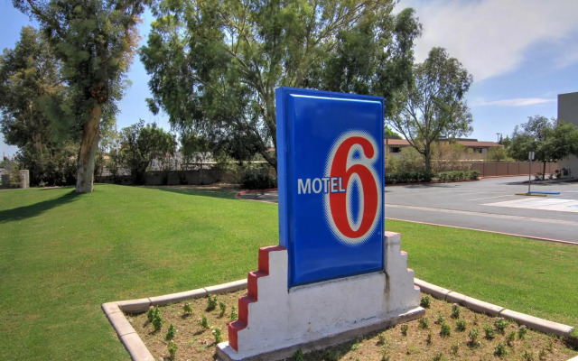 Motel 6 Tempe, AZ – Phoenix Airport – Priest Dr