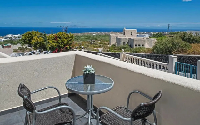 Alizea Villas & Suites