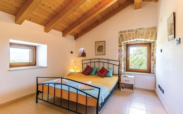 Beautiful Home in Rakalj With Sauna, Wifi and 4 Bedrooms