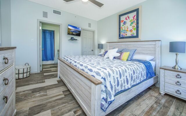 The Crescent 111 - 1638157