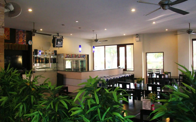 Royal Tycoon Place