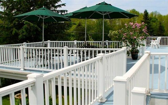 Youngtown Inn & Restaurant