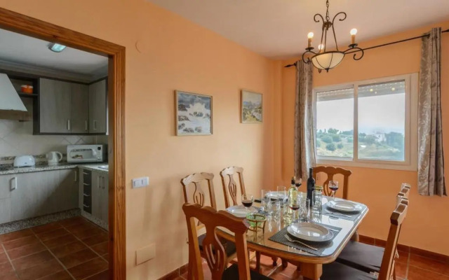 Cortijo Albaricoque Frigiliana by Ruralidays