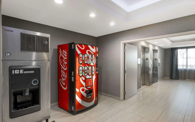 Best Western Plus Gardena Inn & Suites