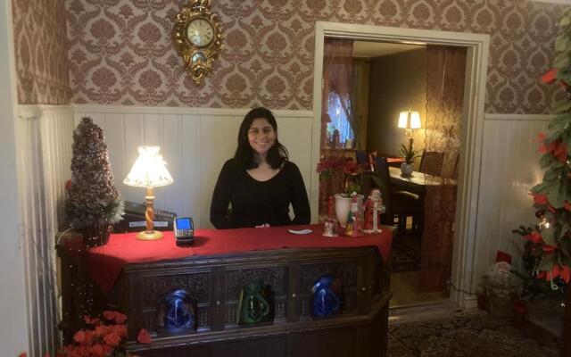 Madam Blå Hotel