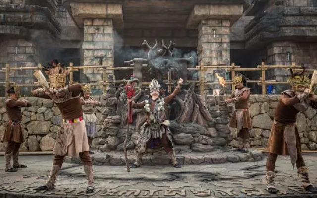 Yanquan  Hanguan Hotel（Oriental Saltlake Resort）