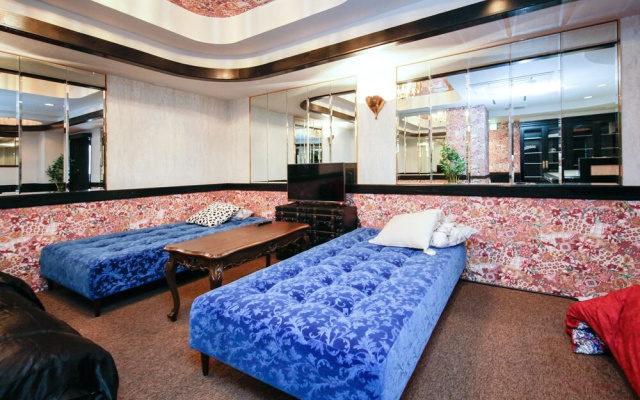 Ueno TS Shinobazu Hotel 6A – Guest Rooms – Tokyo