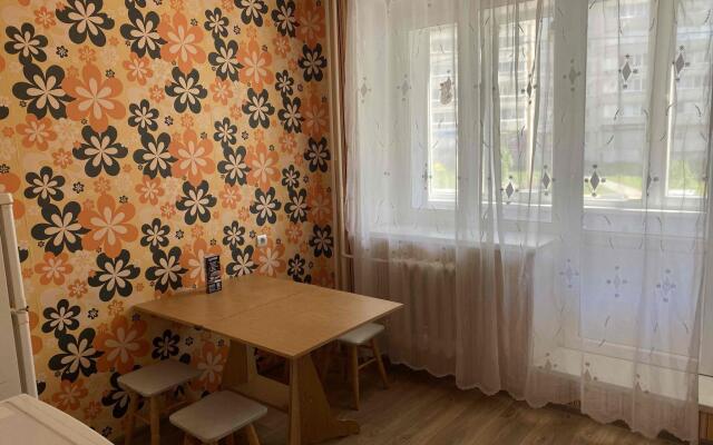 Apartments on Orekhovaya street 12