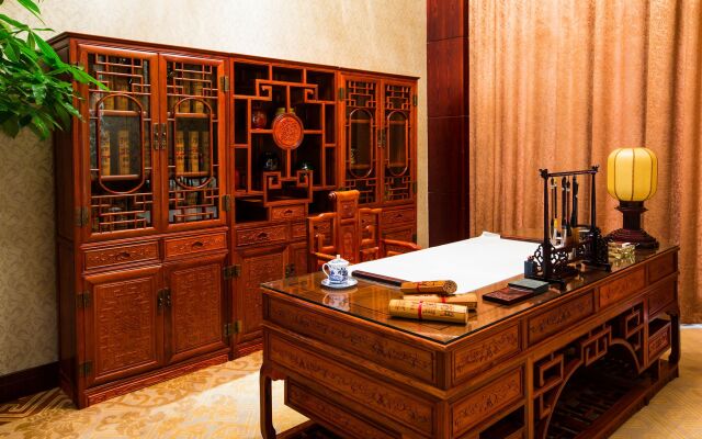 Blossom Water Museum Hotel