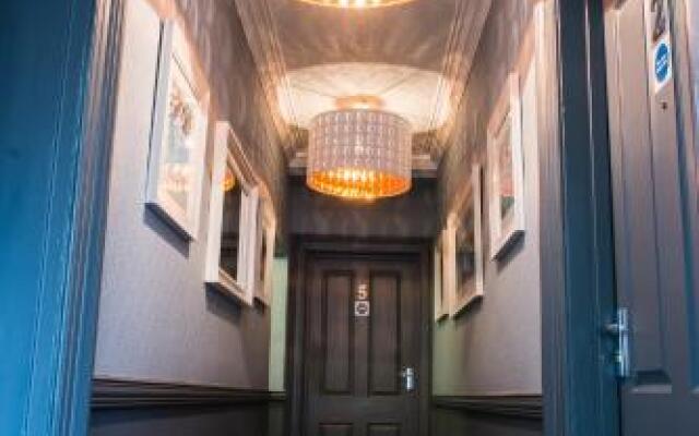 Beachlands Hotel
