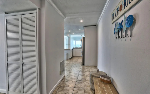 Land's End 9-301 Beach Front-premier