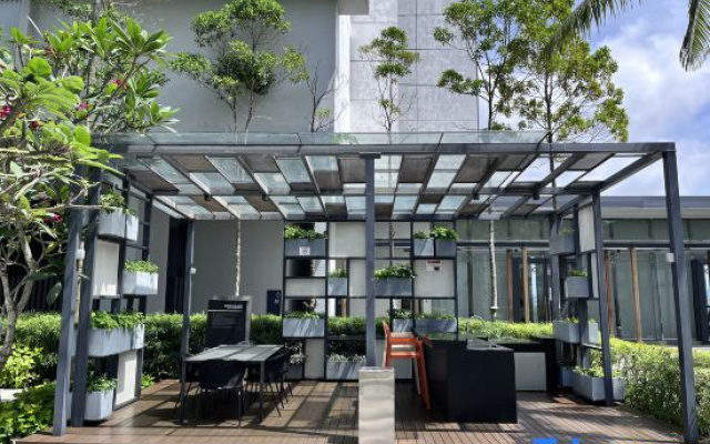 Grand Medini -- Legoland & WIFI & Studio 1B 2pax by Cowidea