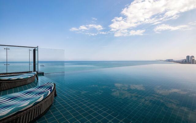 Radisson Hotel Danang