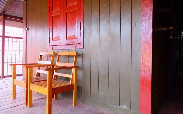 Copa Lanta Guesthouse
