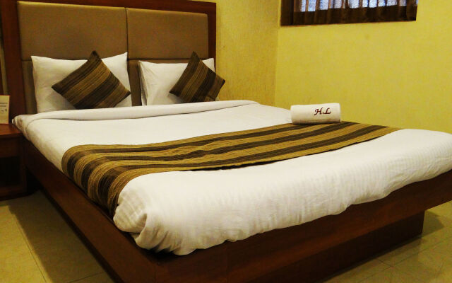 Lucky Hotel Bandra