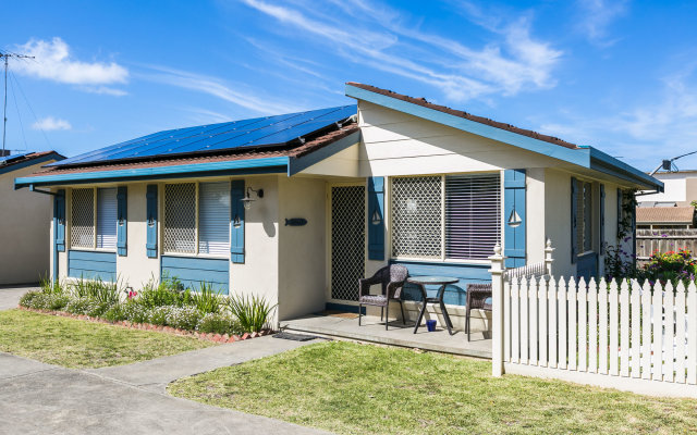 Beachfront Cottages Torquay