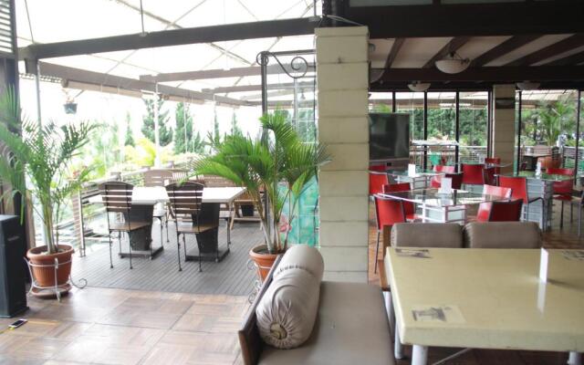 Vila Air Natural Resort