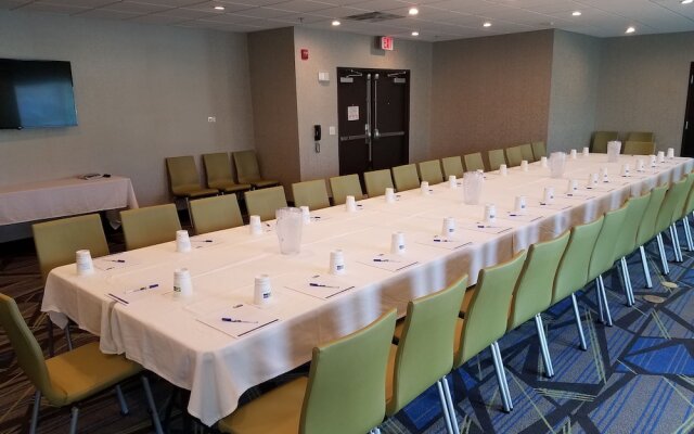 Holiday Inn Express Donaldsonville