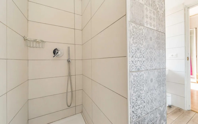 Un Attimo a Roma B&B