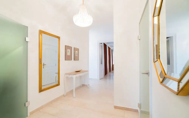 Vienna Residence Spacious Viennese Apartment for up to 5 Happy Guests