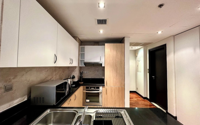 Lux BnB I Palm Jumeirah Resort I Palm Views