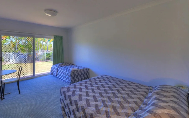 Heritage Lodge Motel
